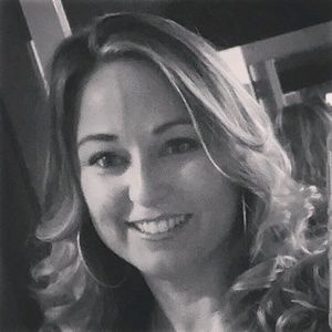 Meet your Posher, Lacie